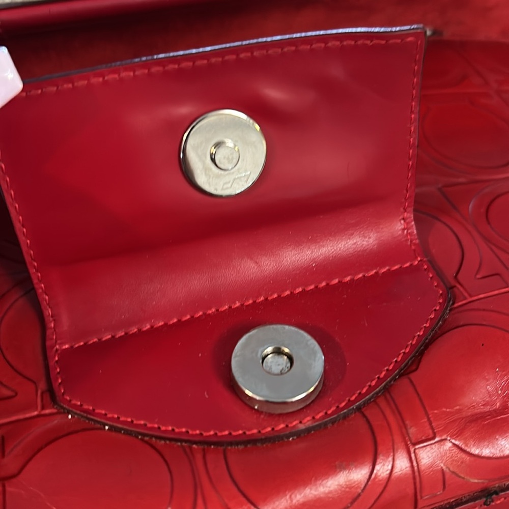 Salvatore Ferragamo Gancini embossed leather bag - Picture 10 of 16